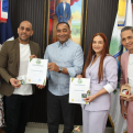 Escarling Abreu es reconocido por la Alcaldía de Punta Cana por su destacada trayectoria como productor y arreglista en la República Dominicana